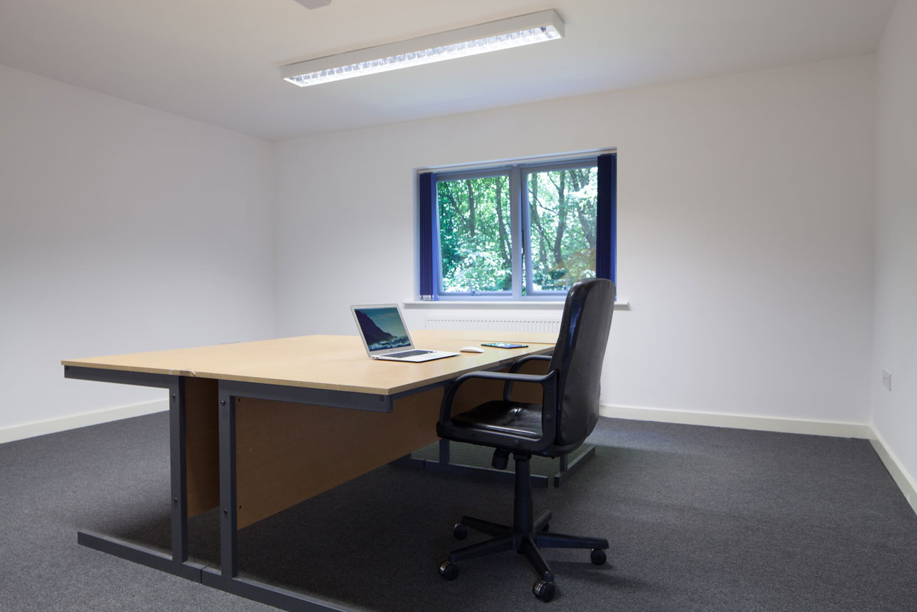 Ground floor office space to let - The Design Centre Warminster